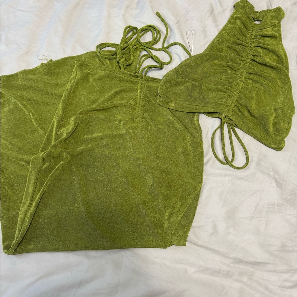 Green skirt set